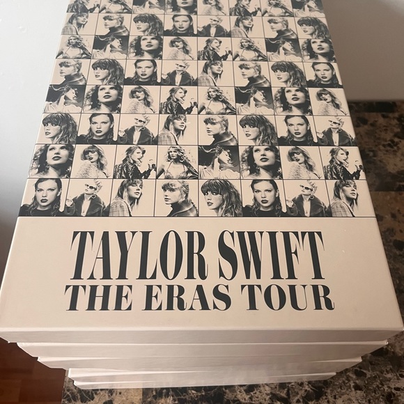 Taylor Swift VIP boxes - Picture 1 of 7